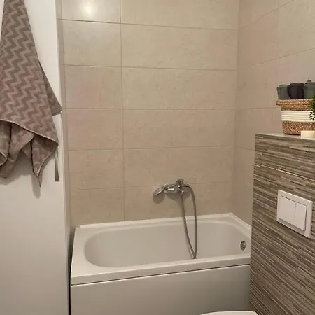 アパート Sd Apartman